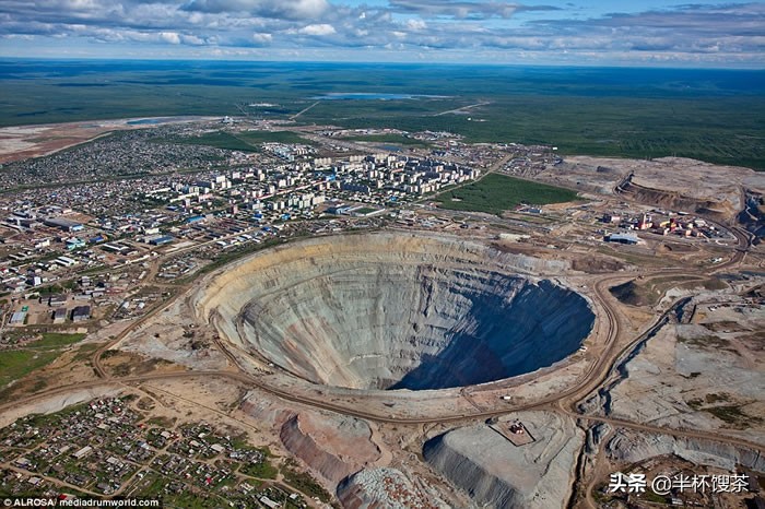 全球钻石产量最高的地方是哪里,钻石全球储量700亿