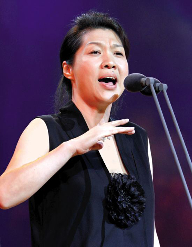 苏小明新星演唱会视频,1980新星演唱会苏小明