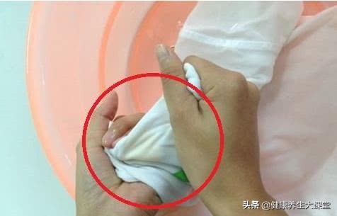 妇科病最怕这三种食物,女性内裤有三大禁忌