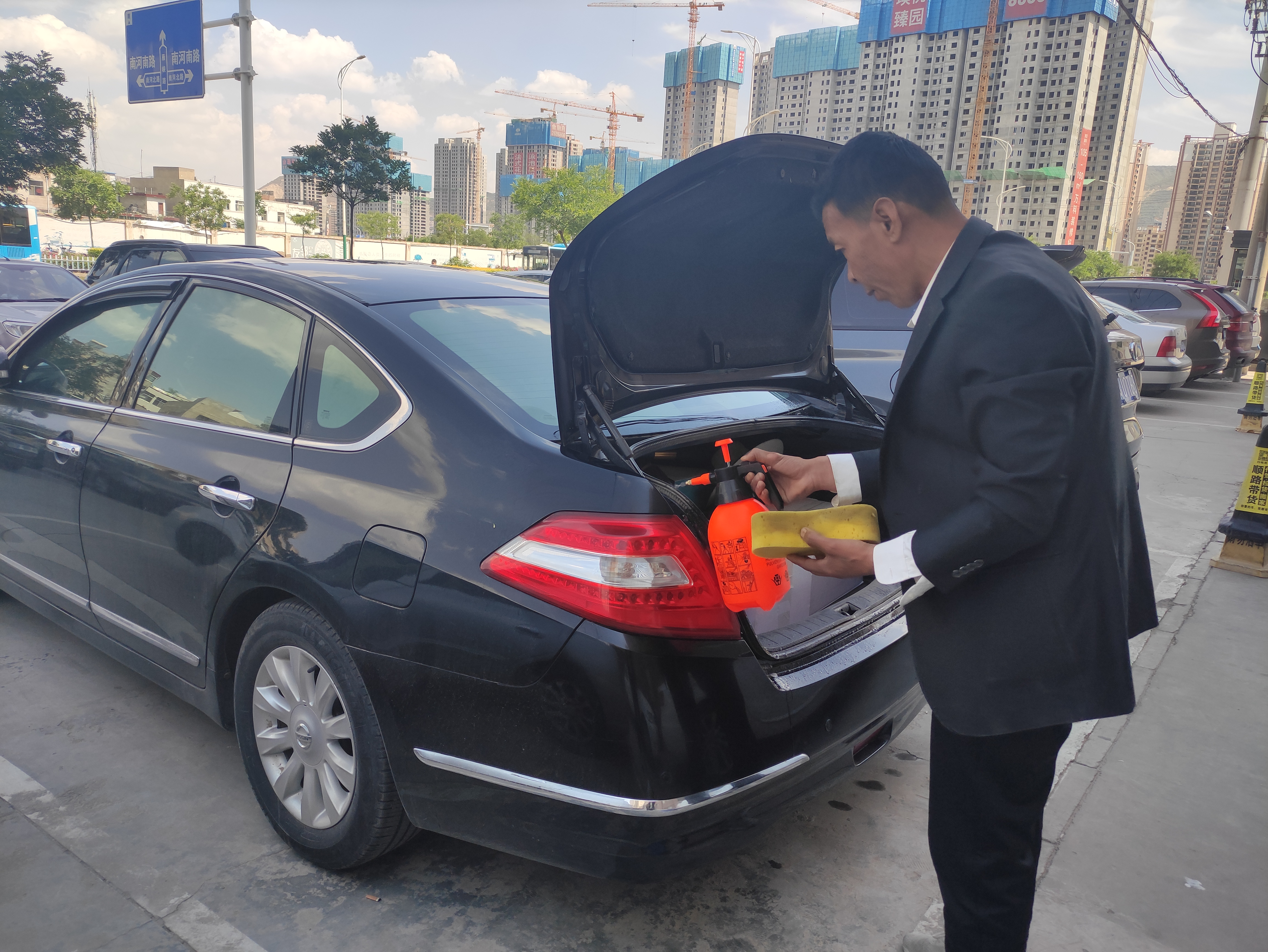 无水上门洗车为啥火不起来,无水洗车液靠谱吗