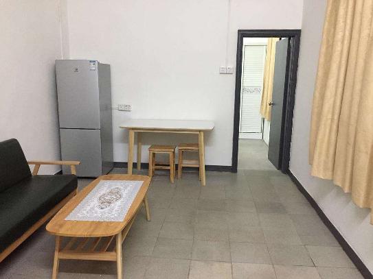 冰箱放客厅怎样才不难看,冰箱如何放置是最好的