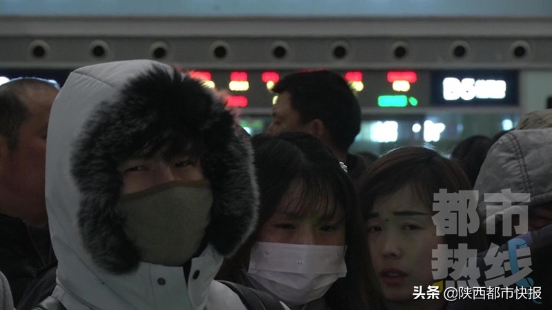 春运再发力千名旅客乘“红眼”高铁回西安