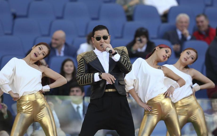 比郑爽还能赚钱,2个月捞金150亿!曾爆火全球的鸟叔现状如何?