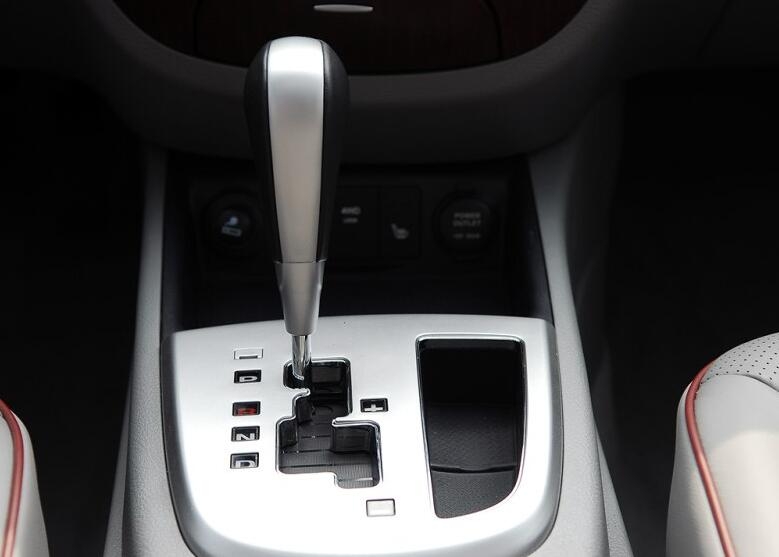 配备四驱和7座的中型SUV，9万公里的*口车进**卖6万