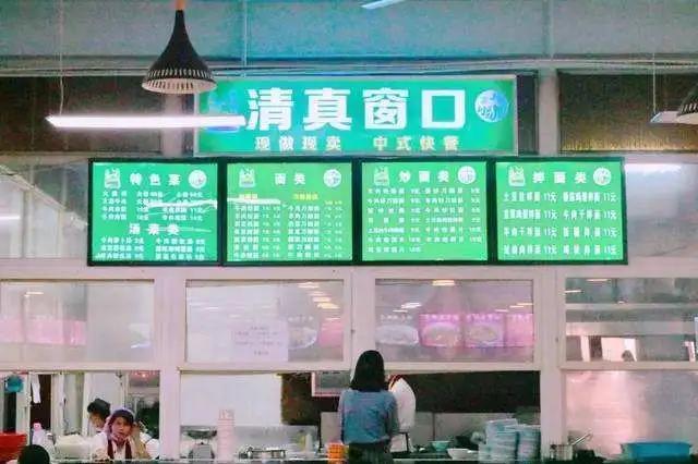 你家的老人，也在小区里捡纸箱子吗