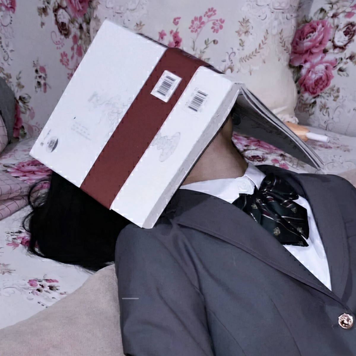 期末周｜学习*党**-换上最符合读书人心态的头像，萌宠辣妹表情包