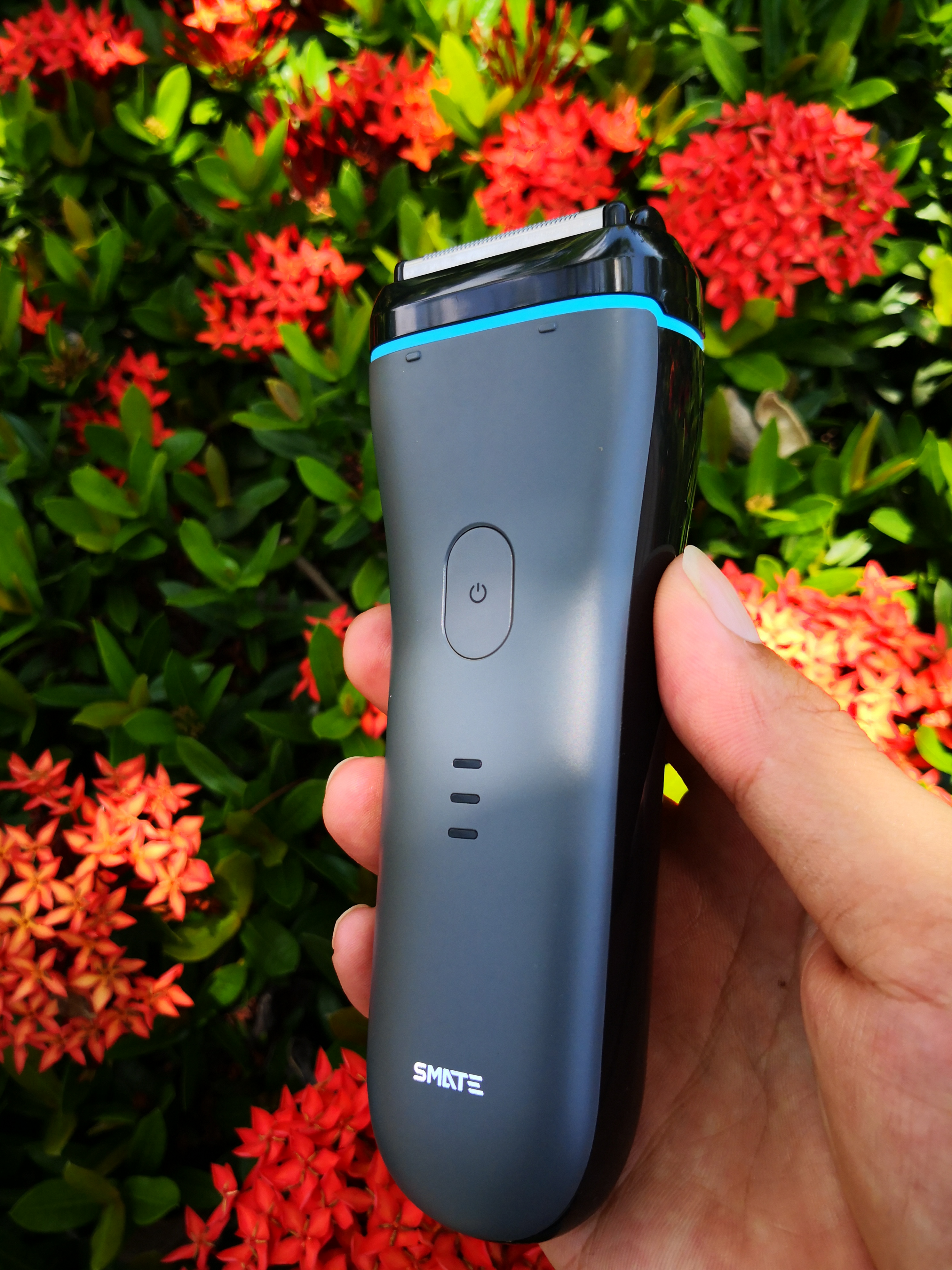 同价位飞利浦和博朗剃须刀哪个好,同价位超人和飞科剃须刀哪个好