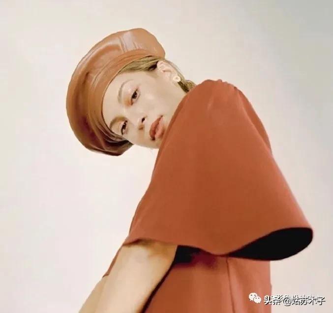 配饰搭配技巧成熟风,2022百搭气质装女