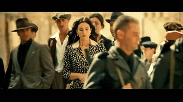 意大利女神息影10年，16岁女儿继承妩媚风情，被妈妈当成最大投资