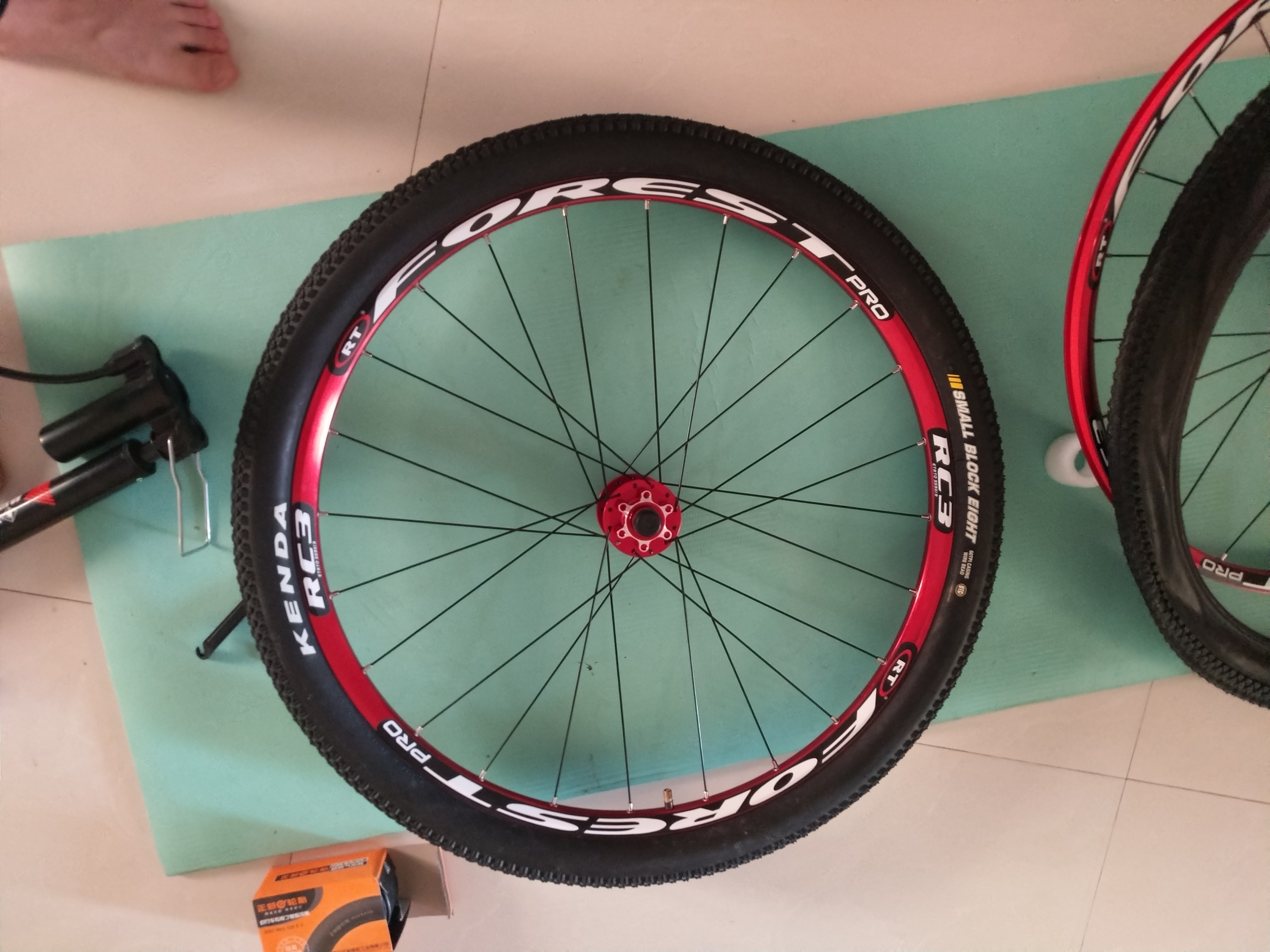 “草根单车”第一季（5）RTCR3轮组开箱以及轮组组装