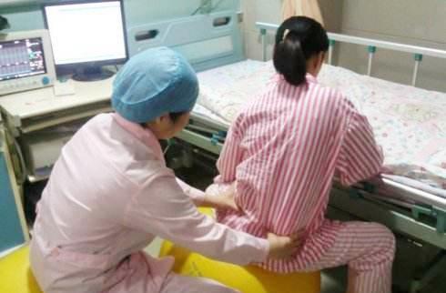 顺产到底是一个怎么的过程,顺产的整个流程及前后操作