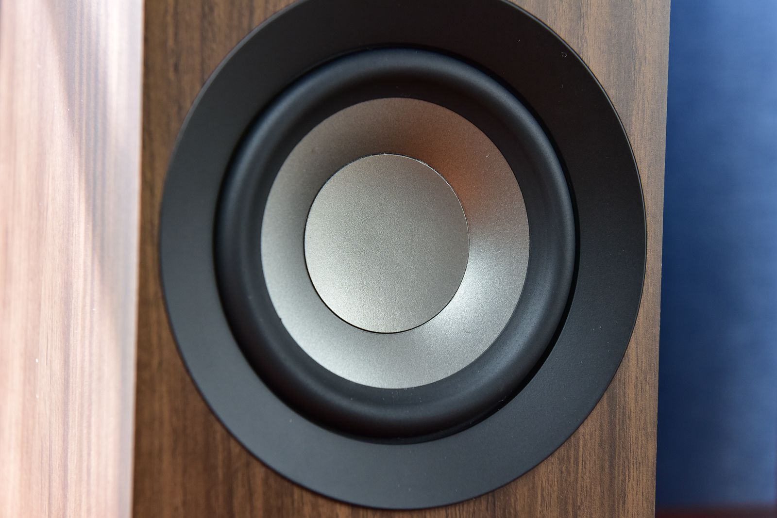 NAD前端+尊宝书架箱三件套不如一台低端真力贵，预算不足看过来