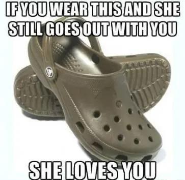 洞洞鞋zara,丑到洞洞鞋