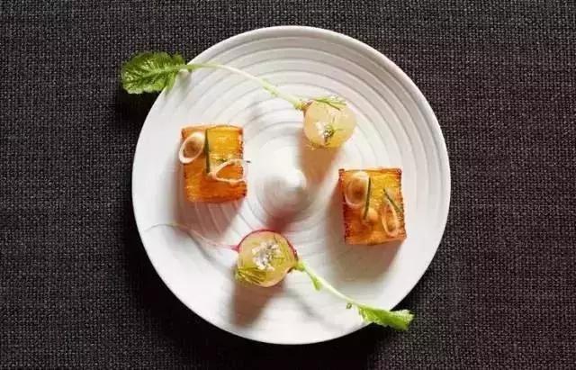 米其林高级西餐菜品摆盘教学,米其林大厨的摆盘技巧好快乐