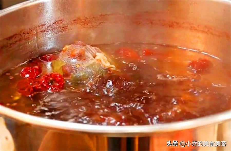 卤肉发绿怎么回事,卤肉容易发干发黑有什么办法