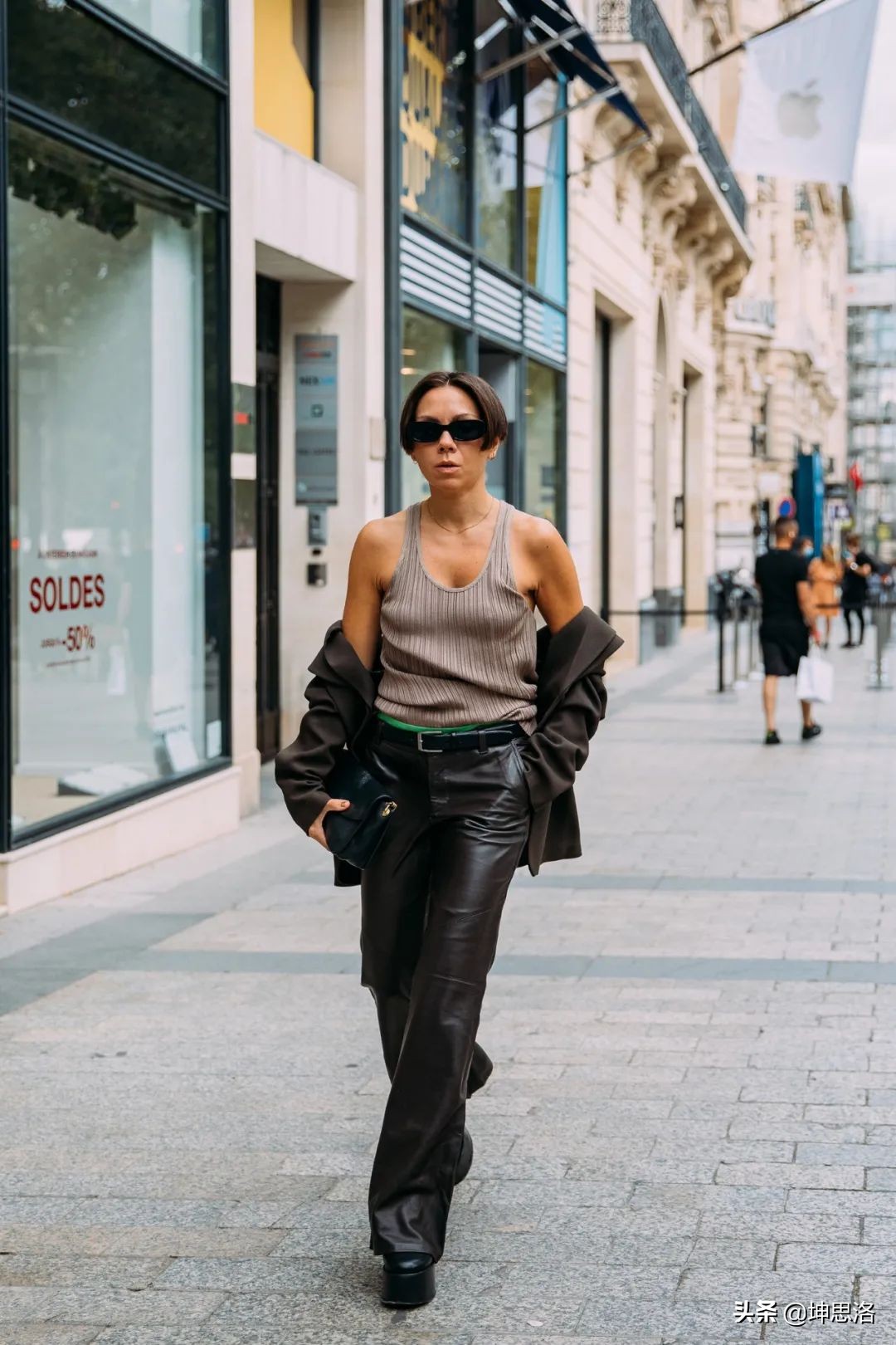 巴黎时装周的最佳街头穿搭风格,2020春夏时装周穿搭灵感指南