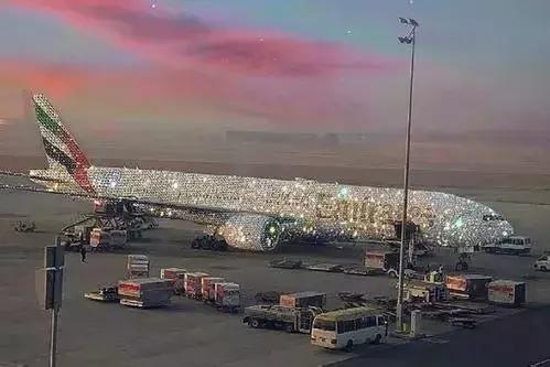 迪拜最有钱小孩子,迪拜沙特哪个有钱