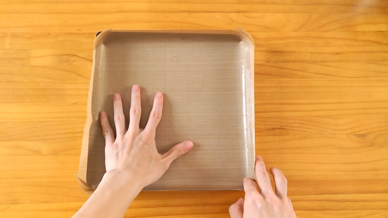 蛋糕卷不回缩的方法,原味蛋糕卷如何不开裂