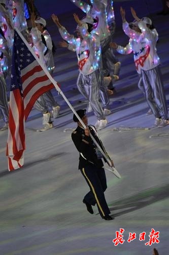 军运会会徽图案,2019军运会开幕式巨型国旗