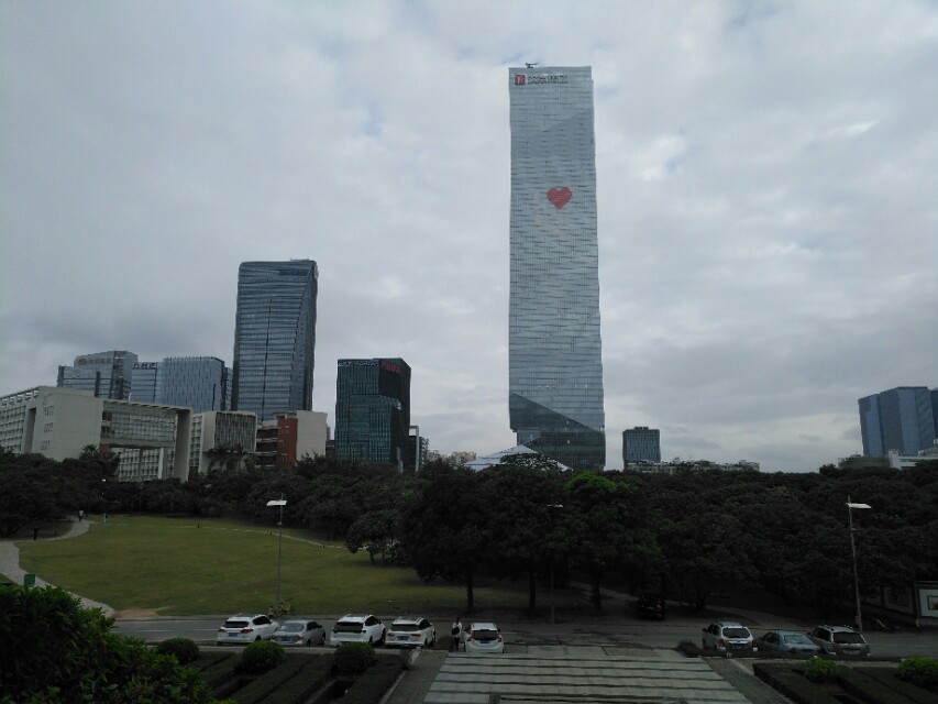 深圳大学是什么档次的大学？看实力如何颜值如何