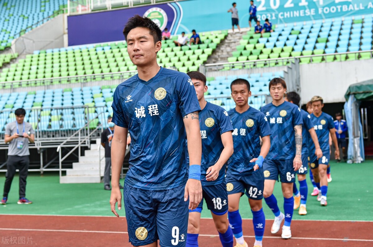 曾是孙继海的接班人，大连名将执教中乙球队！超白金一代汇聚山西