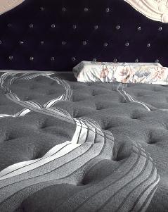 网上卖的乳胶床垫是真是假,乳胶床垫和席梦思床区别