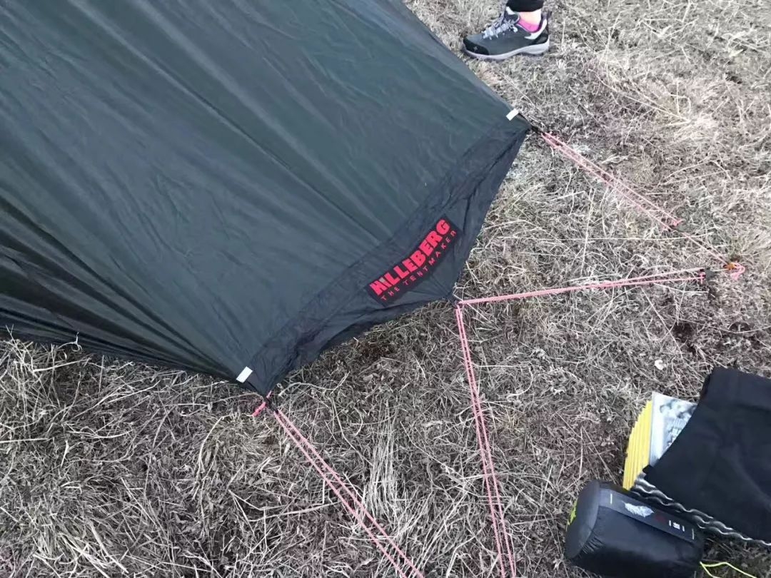 不挑地面的帐篷怎么选择,屋顶帐篷怎么选择