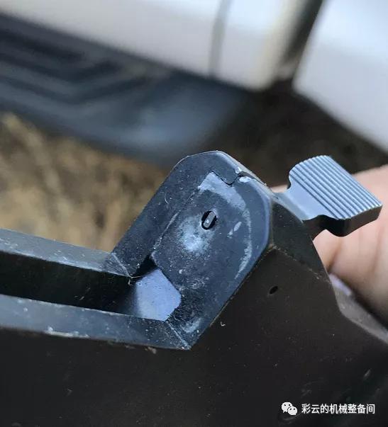 冷门的9mm福楼拜*弹霰**，用撅把单打一发射，专打花园蛇鼠虫