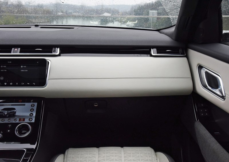 最美路虎终于倒下!原价57.2万,现跌至44万多,为何就是卖不动?