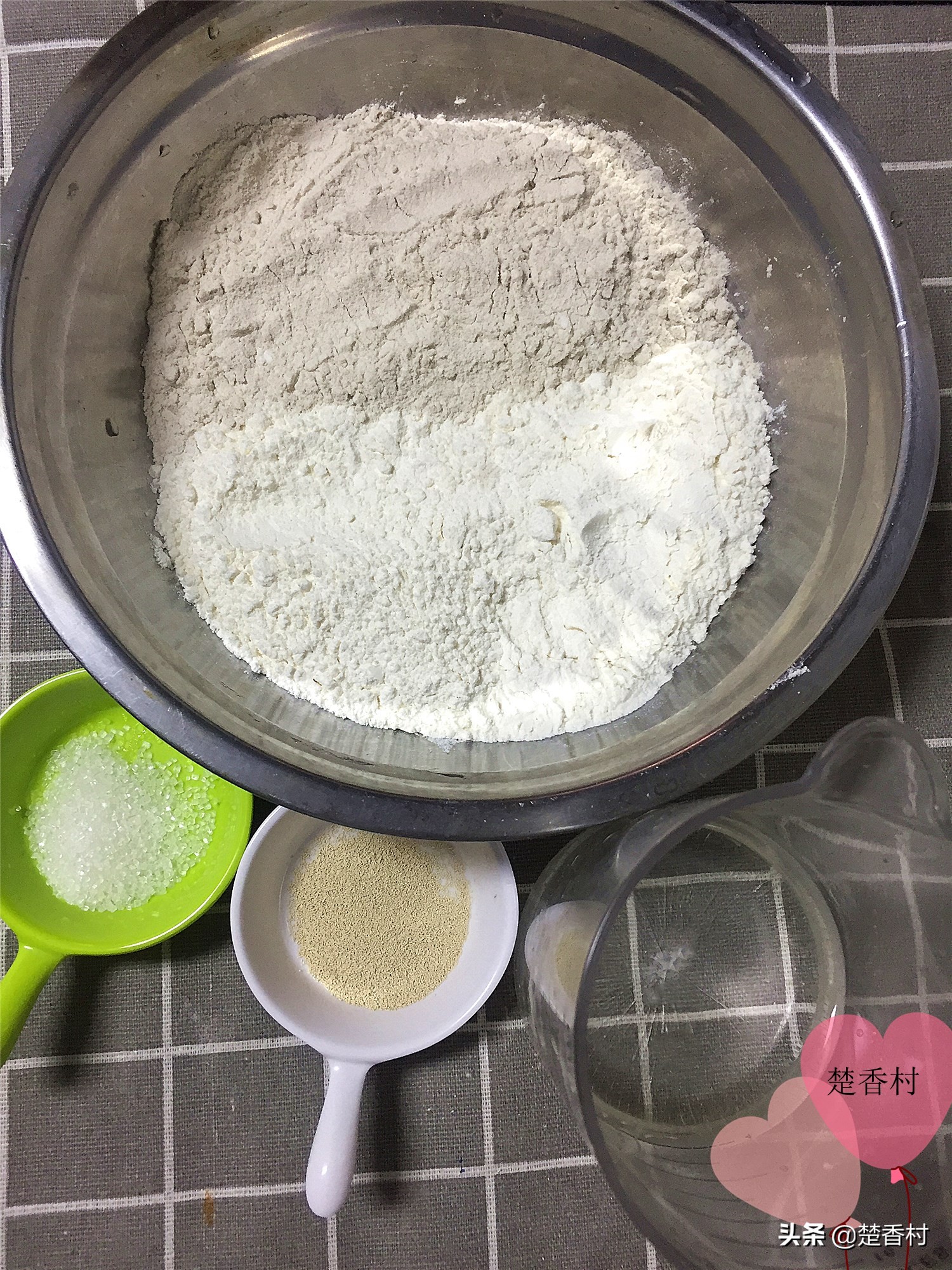 荞麦面做馒头为什么不成形,家庭版荞麦馒头做法和发面全过程