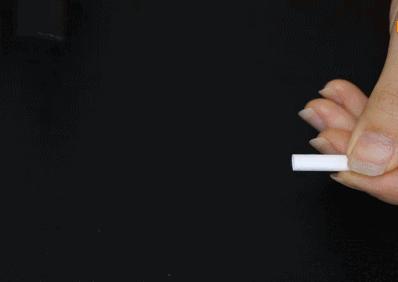 拉链脚坏了用吸管怎样修复,衣服拉链坏了教你用吸管修复