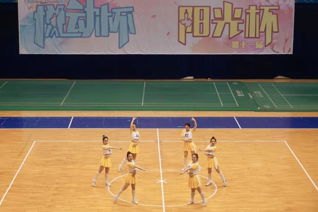 五月动起来图片,五月动起来舞蹈视频