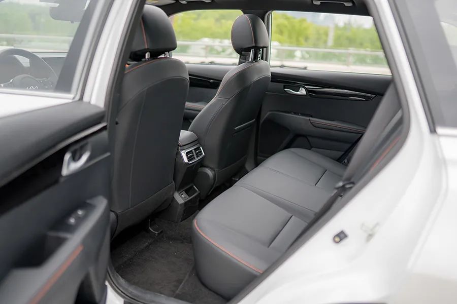 撩人的不只是颜值,换装途胜L同款1.5T动力,实拍解析智跑Ace