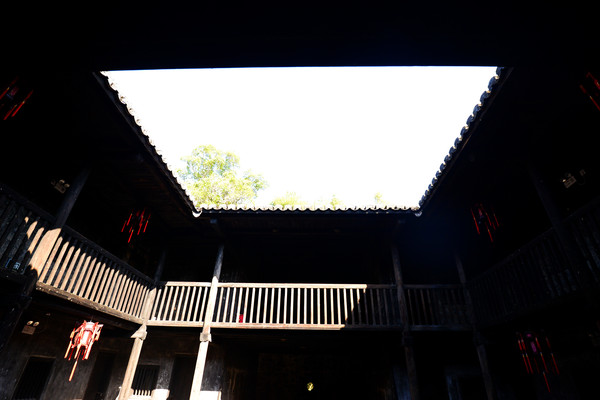 全南石为土围屋介绍,客家土围楼图片