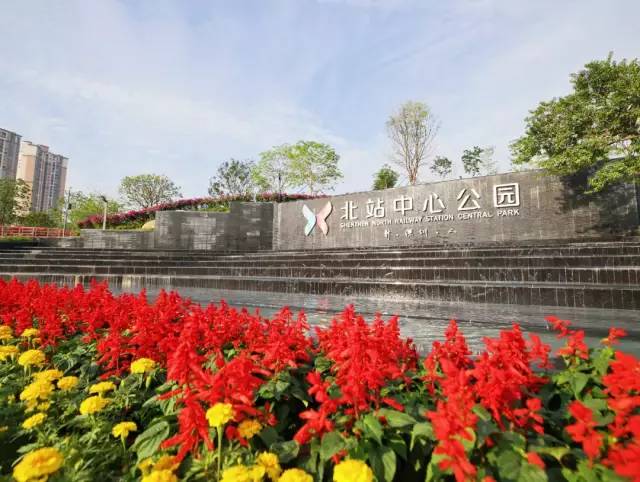 深圳北站中心公园现状,深圳北站旅游公园