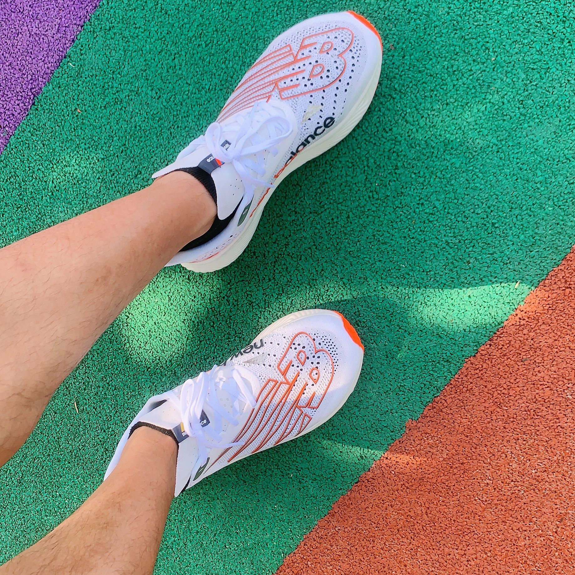 nbfuelcellrcelitev2跑鞋真实测评,nb高颜值复古跑鞋