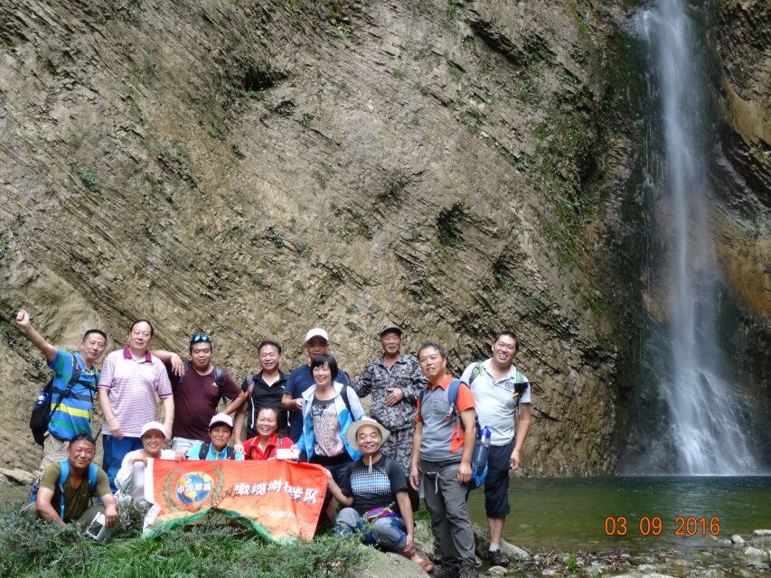 西漂湾瀑布群,建始西漂湾瀑布群