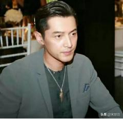 提升格调的日常配饰,小众配饰拯救沉闷穿搭