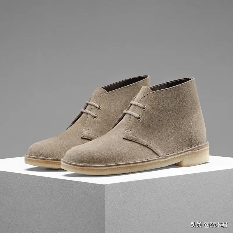 永不过时的粗跟靴要买就买这几款,踢不烂大黄靴型号推荐