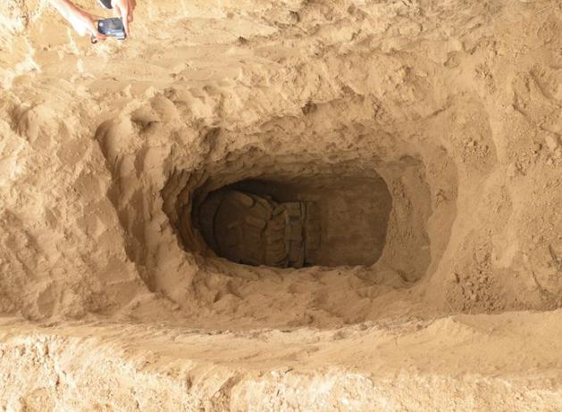 现实中的盗墓真的有机关吗,现实中盗墓的真实视频