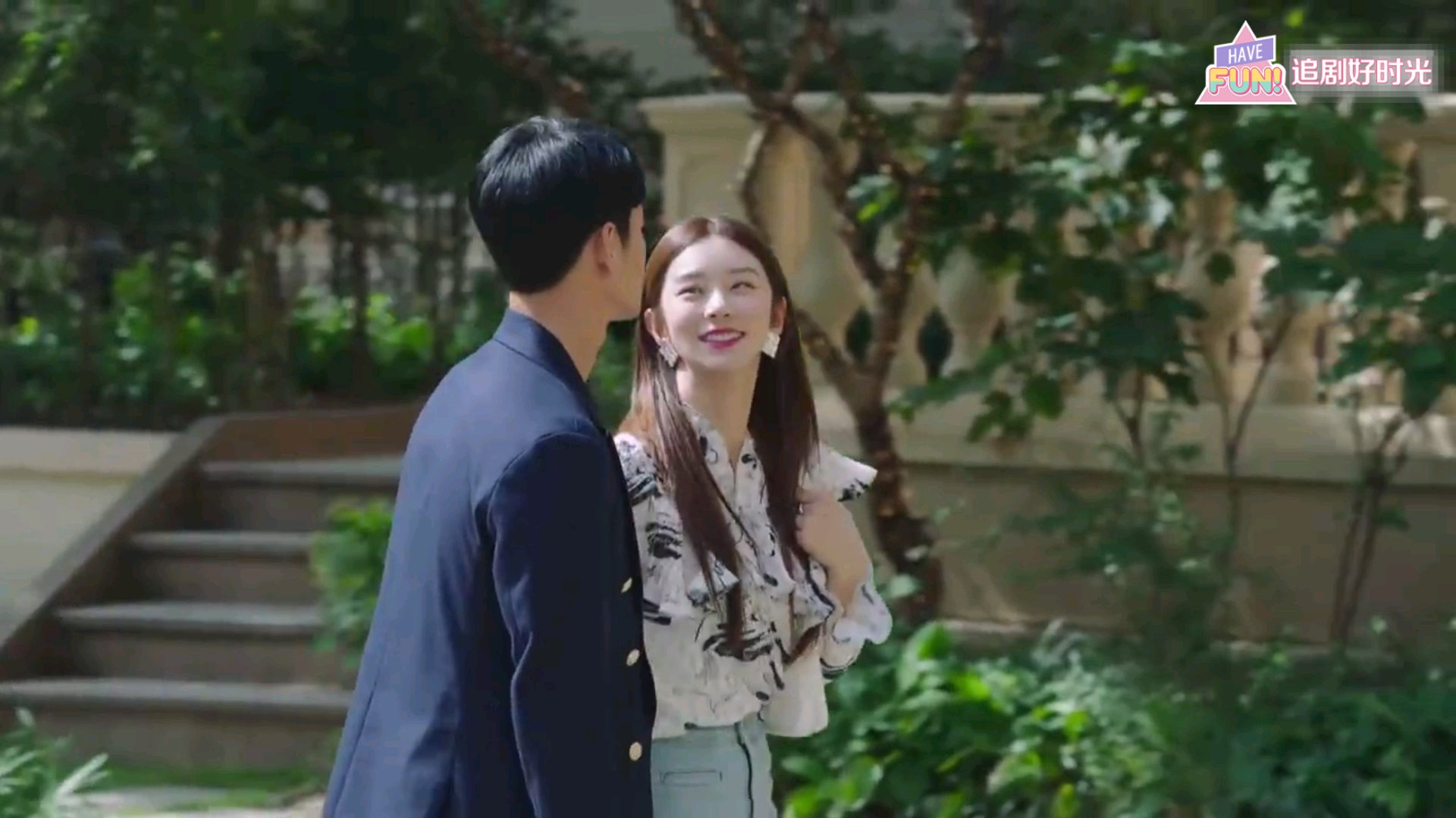 前辈请不要涂那支口红高甜,前辈请不要涂口红好看吗