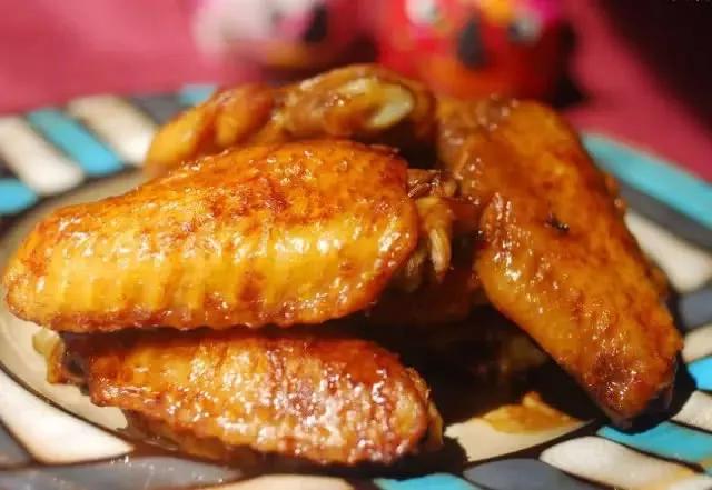 如何用电饭煲煮出各种美食,用电饭煲可以做什么吃最简单的