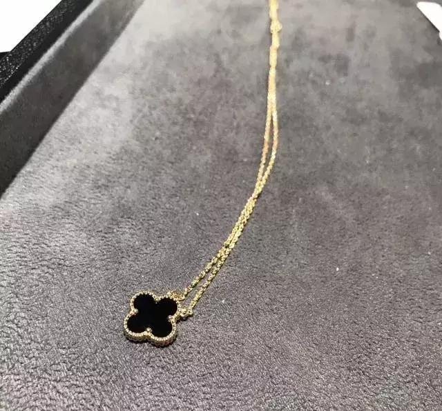 梵克雅宝免税店现在多少钱,梵克雅宝的免税店在哪里