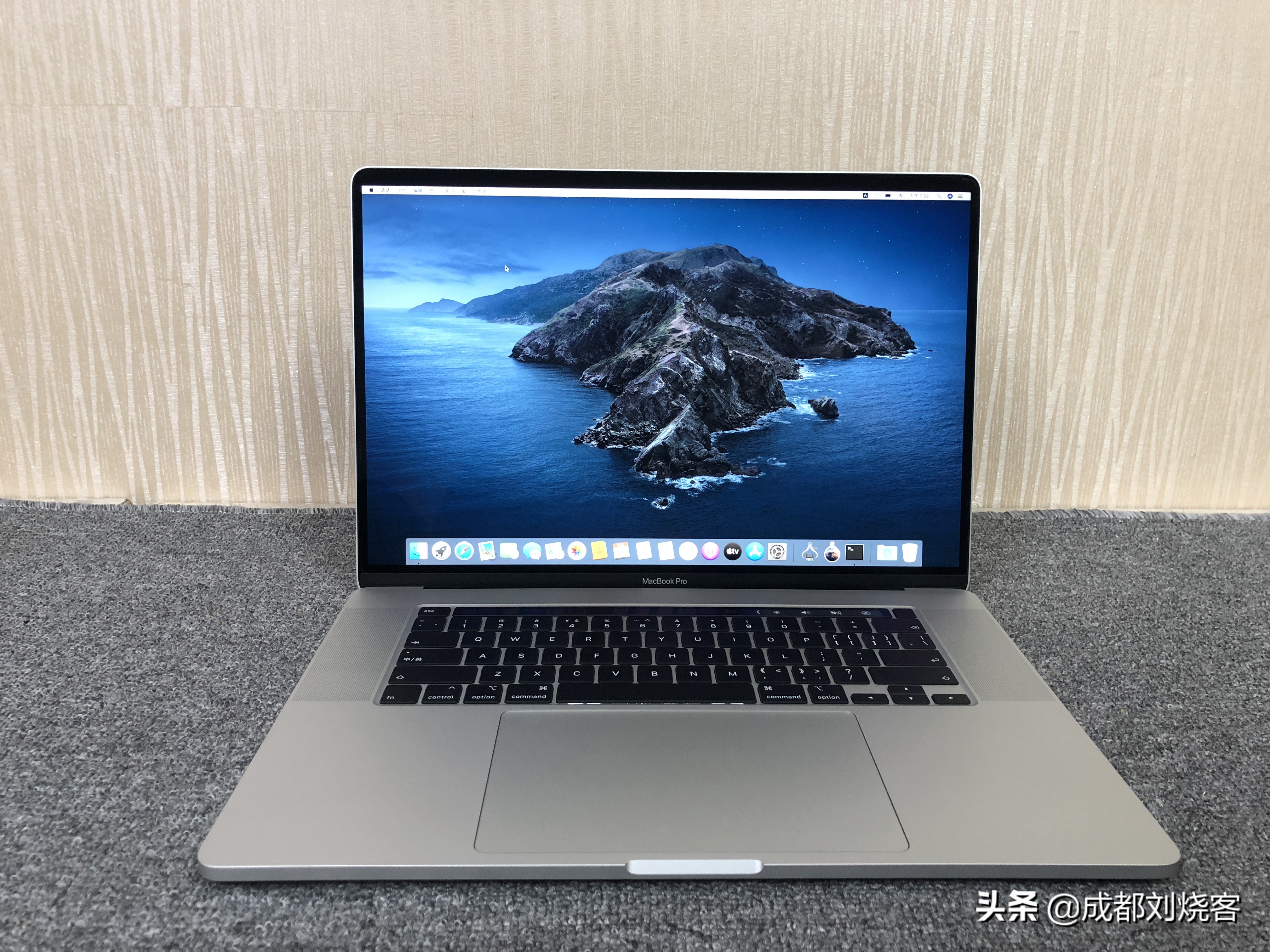 2019款MacBookPro16寸开箱+体验心得