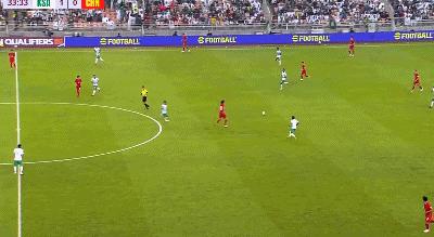 复盘国足2-3沙特，中国足球依然得靠“巴西族”