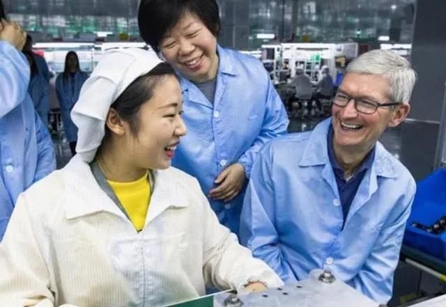 从富士康打工妹到百亿富豪,富士康出走的最牛厂妹是谁