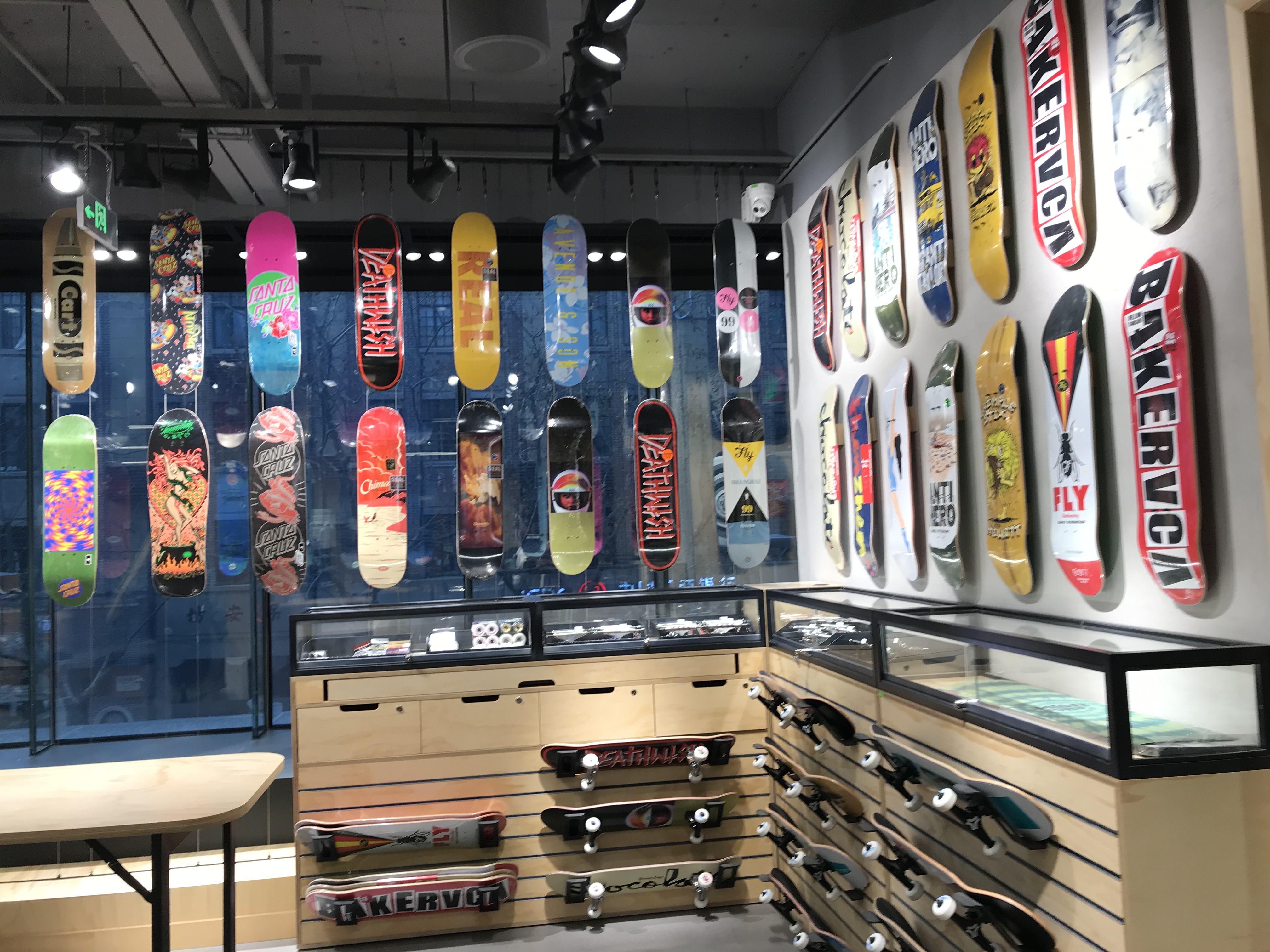 探店：VANS上海南京东路全球旗舰店