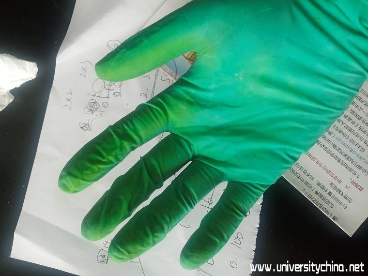 核桃青皮的利用,农民自己制造核桃去青皮神器