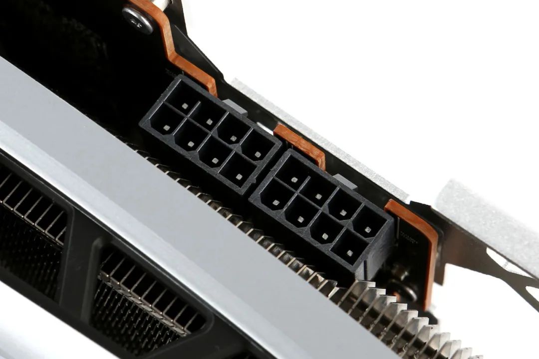 蓝宝石amdradeonrx7700xt怎么样,蓝宝石radeonrx6800