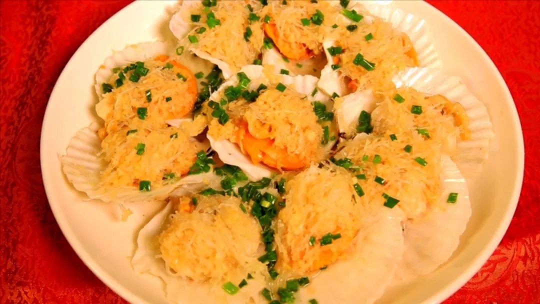 快来！今年在东方明珠塔、国际会议中心、市中心大饭店过年啦